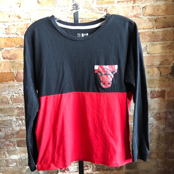 NBA Tops - NBA Chicago Bulls Top